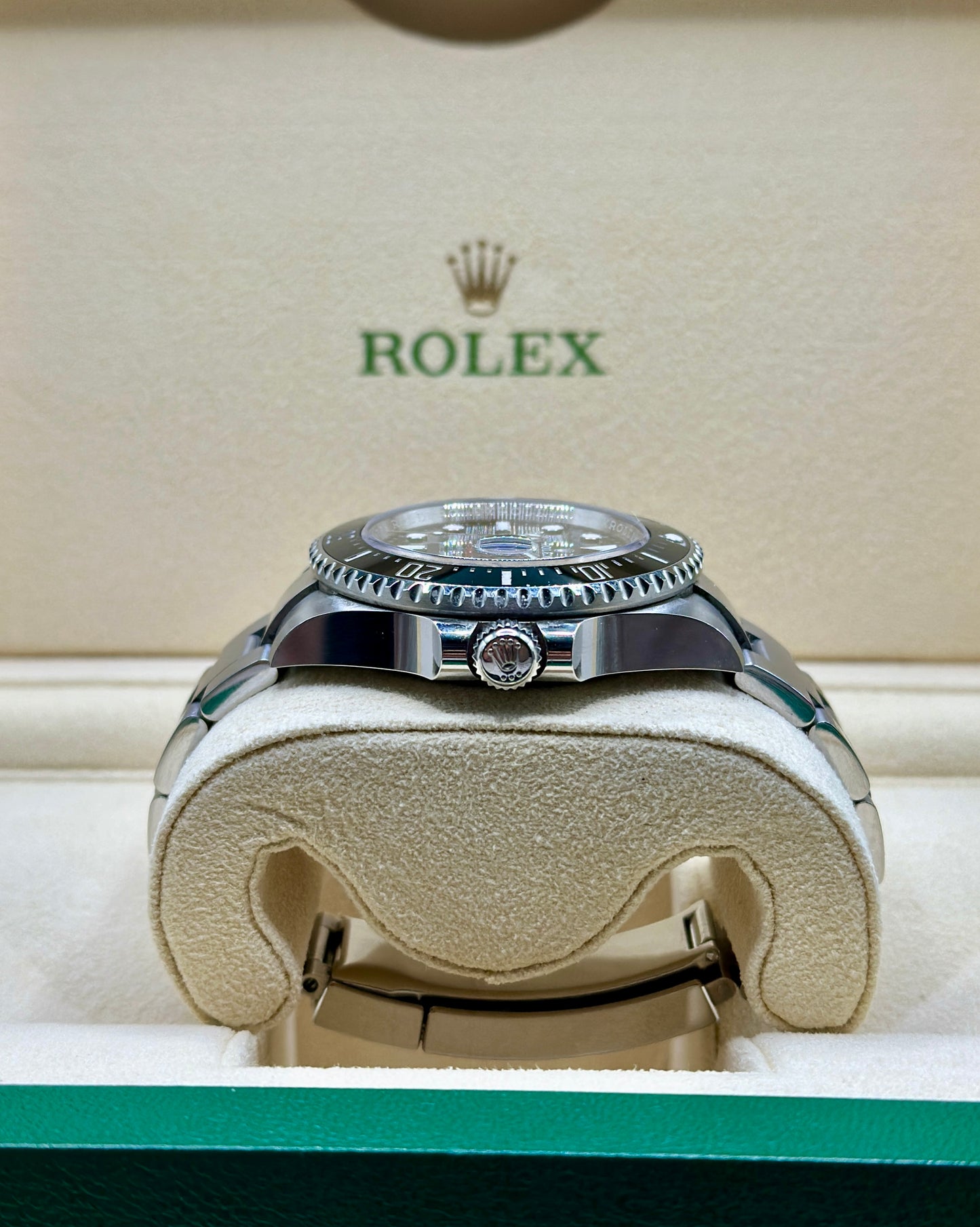 2023 Rolex Sea Dweller 126600 Full Set