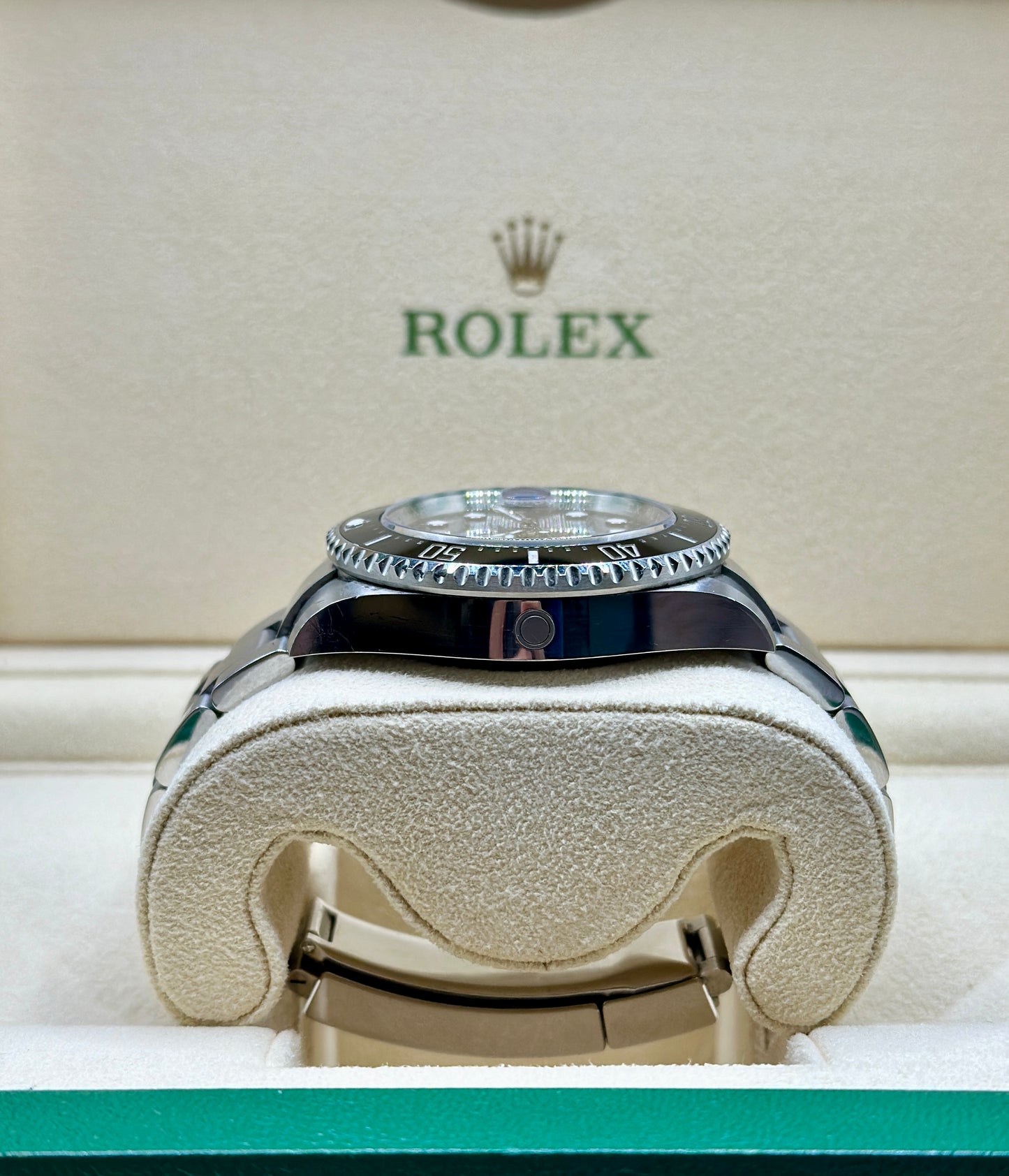 2023 Rolex Sea Dweller 126600 Full Set