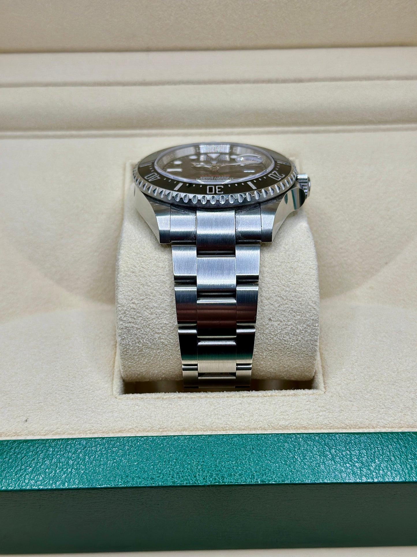 2023 Rolex Sea Dweller 126600 Full Set